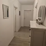 Work&stay 6 Betten Dusche Küche Balkon Garten Apartamento Plettenberg