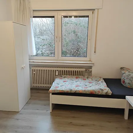 Work&stay 6 Betten Dusche Küche Balkon Garten Plettenberg