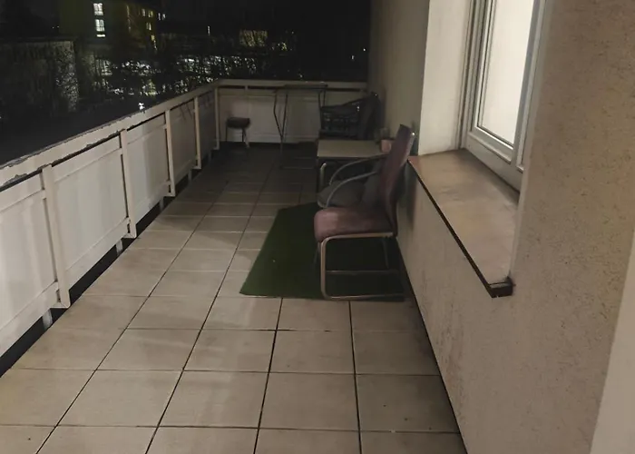 Work And Oben 6 Betten Dusche Kueche Balkon Garten Lejlighed